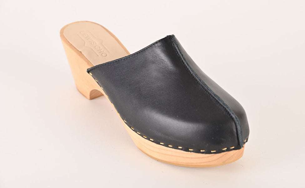 Dune Clogs - Black