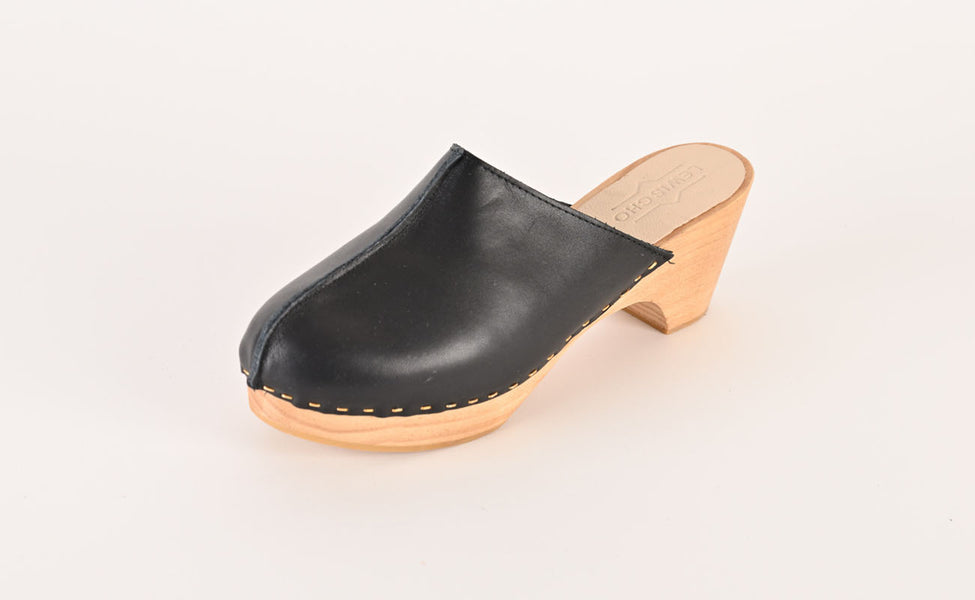 Dune Clogs - Black
